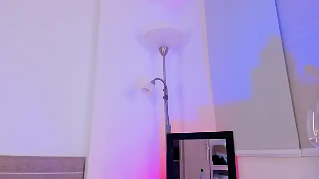 miaa_daniels webcam
