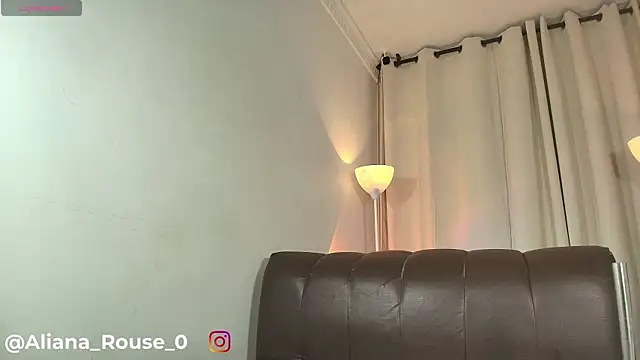 Aliana_Rouse webcam