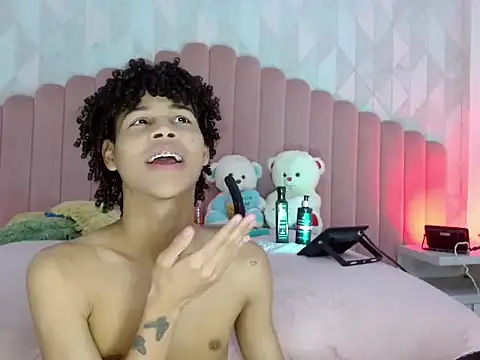 MatewHottxxx webcam