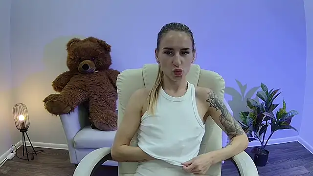 DeboraHorny