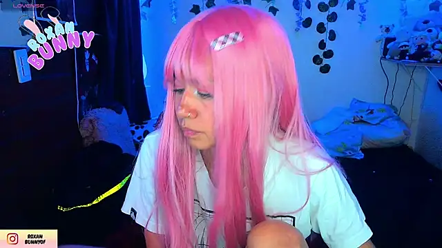 Roxanbunny1 webcam