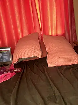 ThickyMel webcam