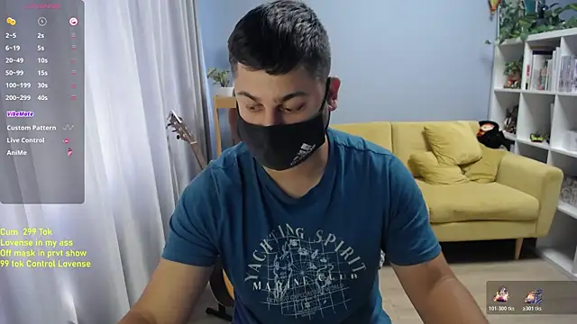 Tomguys live cam on StripChat