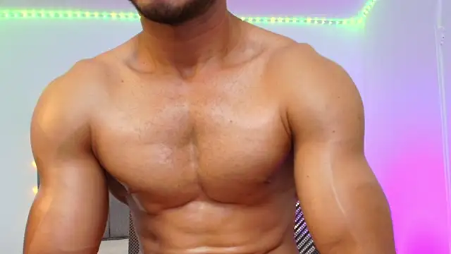 Adonys_Lewis_ webcam