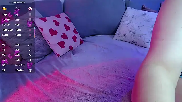 IvyLebelly live cam on StripChat