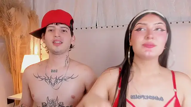 sett_and_gwen webcam