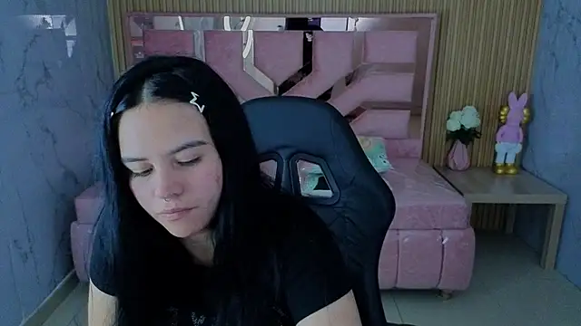 sarita_09_s live cam on StripChat
