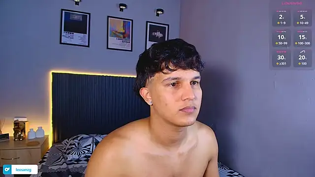 Leo_Savage_ webcam