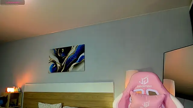 Maya_Campbell webcam