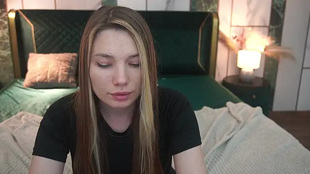 IceDanielles live webcam