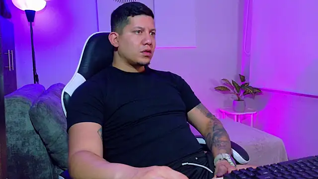 _robertobaggioo webcam