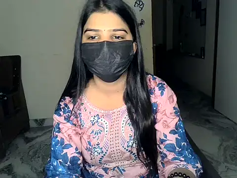 suhana-singh live cam on StripChat