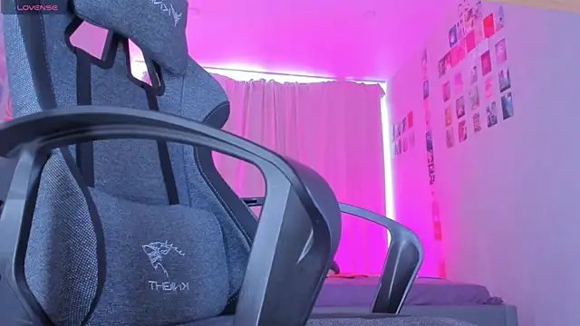 Eva_Harper live webcam show