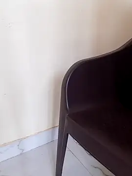 KHAN765_39 webcam