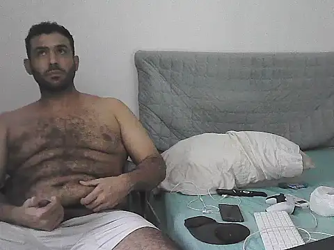 alphalatinobearx webcam