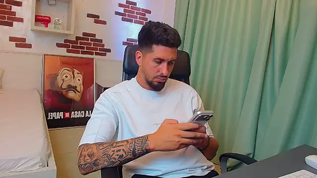 LoganStroud webcam
