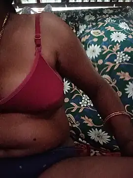 PUJA770 live webcam show