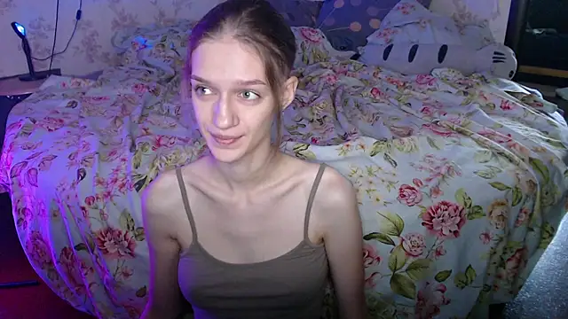 Chrissy_Joyful live webcam show