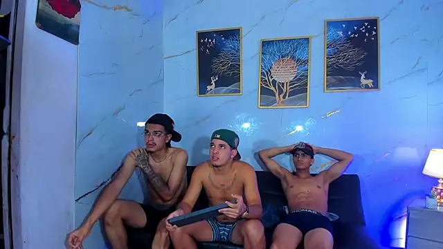BOYS_IN_THE_EMPIRE live webcam show