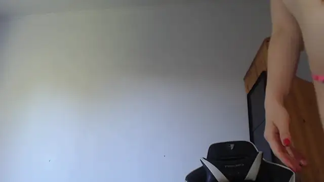 Lisakisss live webcam show