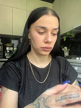 queen_of_pain's live room