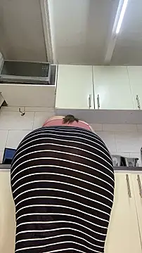 Chloee_Peach webcam