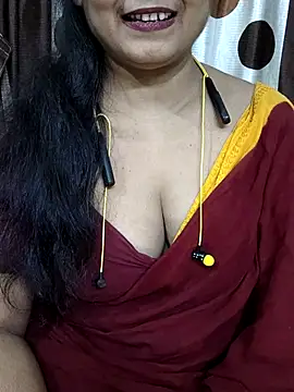 Funnydarling421 webcam