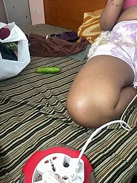 lovely_aashii webcam
