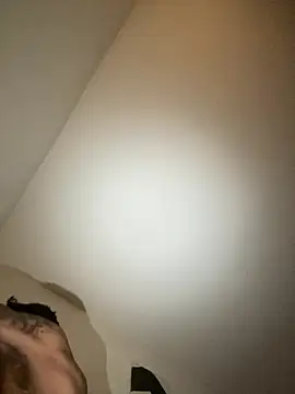 ItzYurBBC webcam