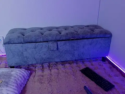 Blueberry_gothic live cam on StripChat