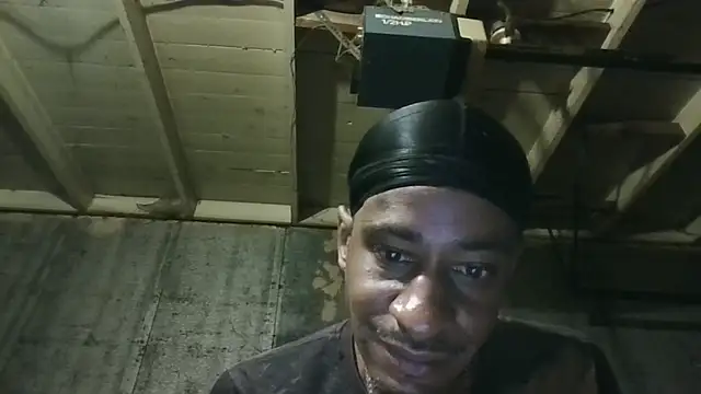 Leo99842 webcam