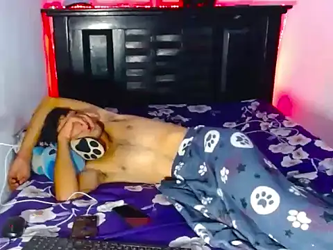 abrahaam25 webcam