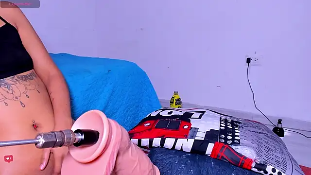 Bitch_no_mercy webcam