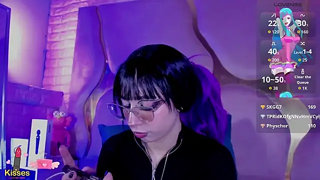 NaniiSisy live webcam show