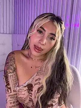 ManuelaVeeleez webcam