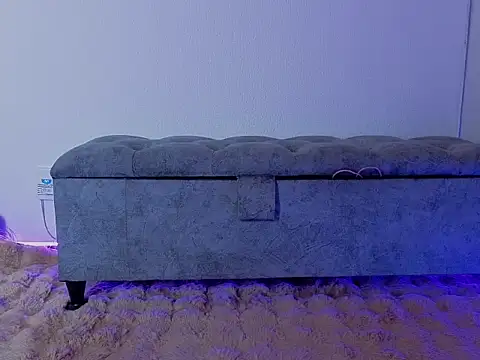 Blueberry_gothic webcam