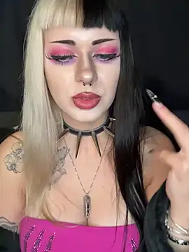 Paige_Turner webcam