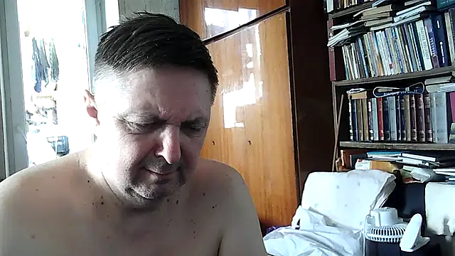 pokaz2020 (M mature) - Cum on ass