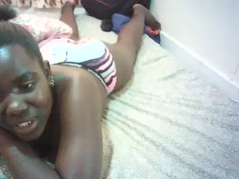 Queen-Alicia webcam