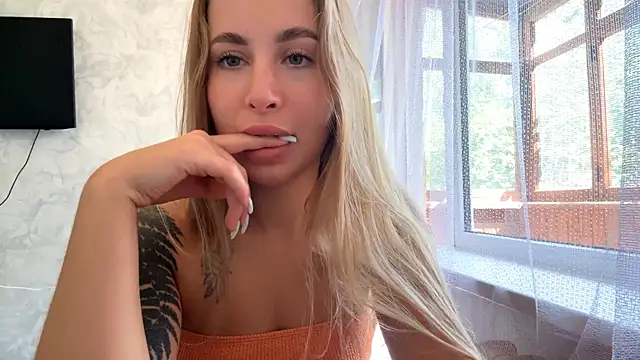 Micky_blush