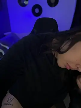 miacanela_xo webcam