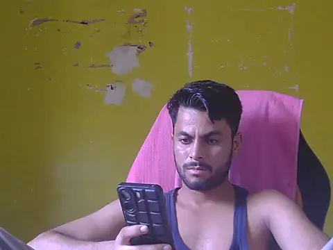 Stubborndesiboy webcam