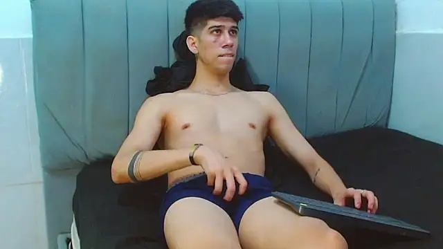 jhony-sex live cam on StripChat