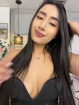 IvonneOwen webcam