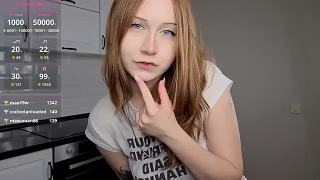 EvaaAnderson live cam on StripChat