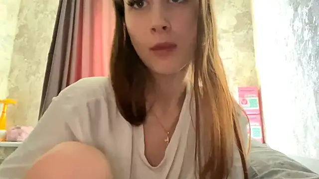 Kitty_M0rphes live cam on StripChat