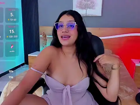 annie_princess_18 - Annie_princess_18's free webcam - UK Sex Cams