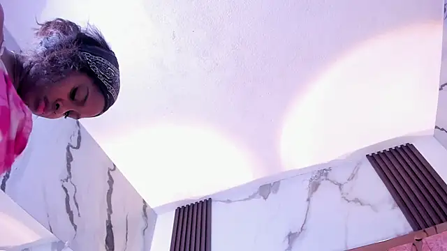 averline_sterling webcam