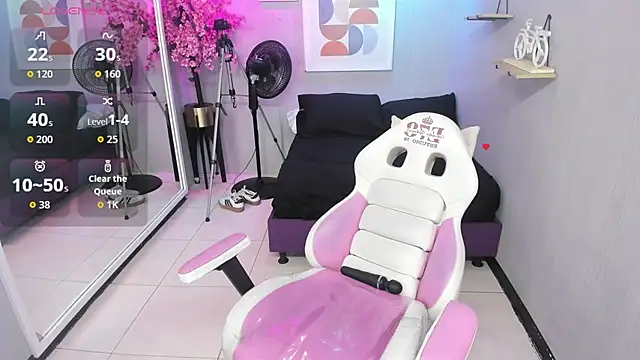 Maggy_t18 webcam