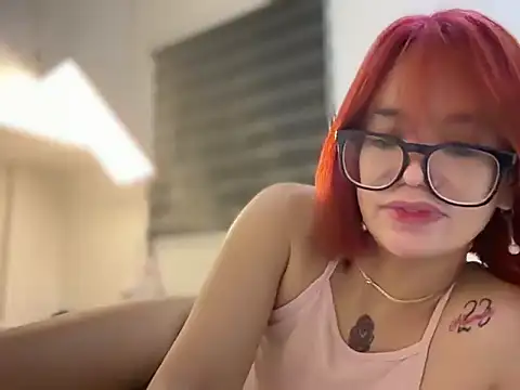 Naughty_mariaxxx live cam on StripChat